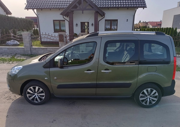 Peugeot Partner cena 28900 przebieg: 161532, rok produkcji 2012 z Kartuzy małe 781